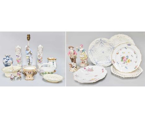 A Quantity of British and Continental Porcelain, 19th century and later, including a pair of Samson Chelsea figural scent bot