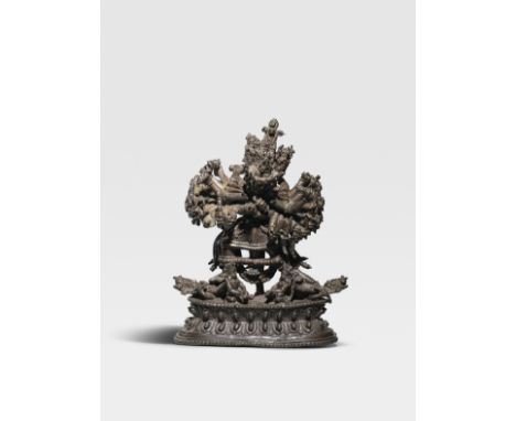 STATUETTE DE KALACHAKRA EN ALLIAGE DE CUIVRENÉPAL, XVIIE/XVIIIE SIÈCLEHimalayan Art Resources item no. 4639 10.5 cm (4 1/8 in