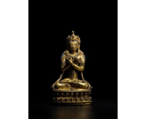 STATUETTE DE VAJRADHARA EN ALLIAGE DE CUIVRE DORÉTIBET, XIVE SIÈCLEHimalayan Art Resources item no. 4632 15.5 cm (6 1/8 in.) 