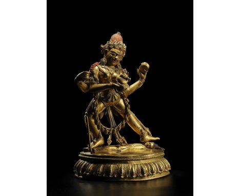 STATUETTE DE DIVINITÉ EN ALLIAGE DE CUIVRE DORÉ D'UN MANDALA DE CHAKRASAMVARATIBET, XVE/XVIE SIÈCLEHimalayan Art Resources it