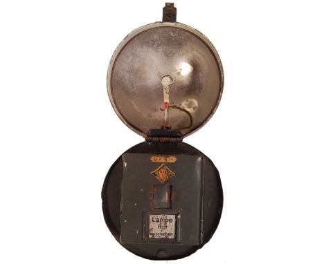 A rare WWI First World War era c1914 ' Perlux ' German trench signal lamp. Made by Gebruder Bing. The field-green steel case 