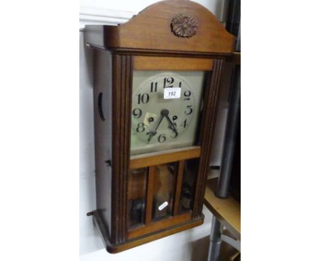 A Bentima 2-train wall clock.