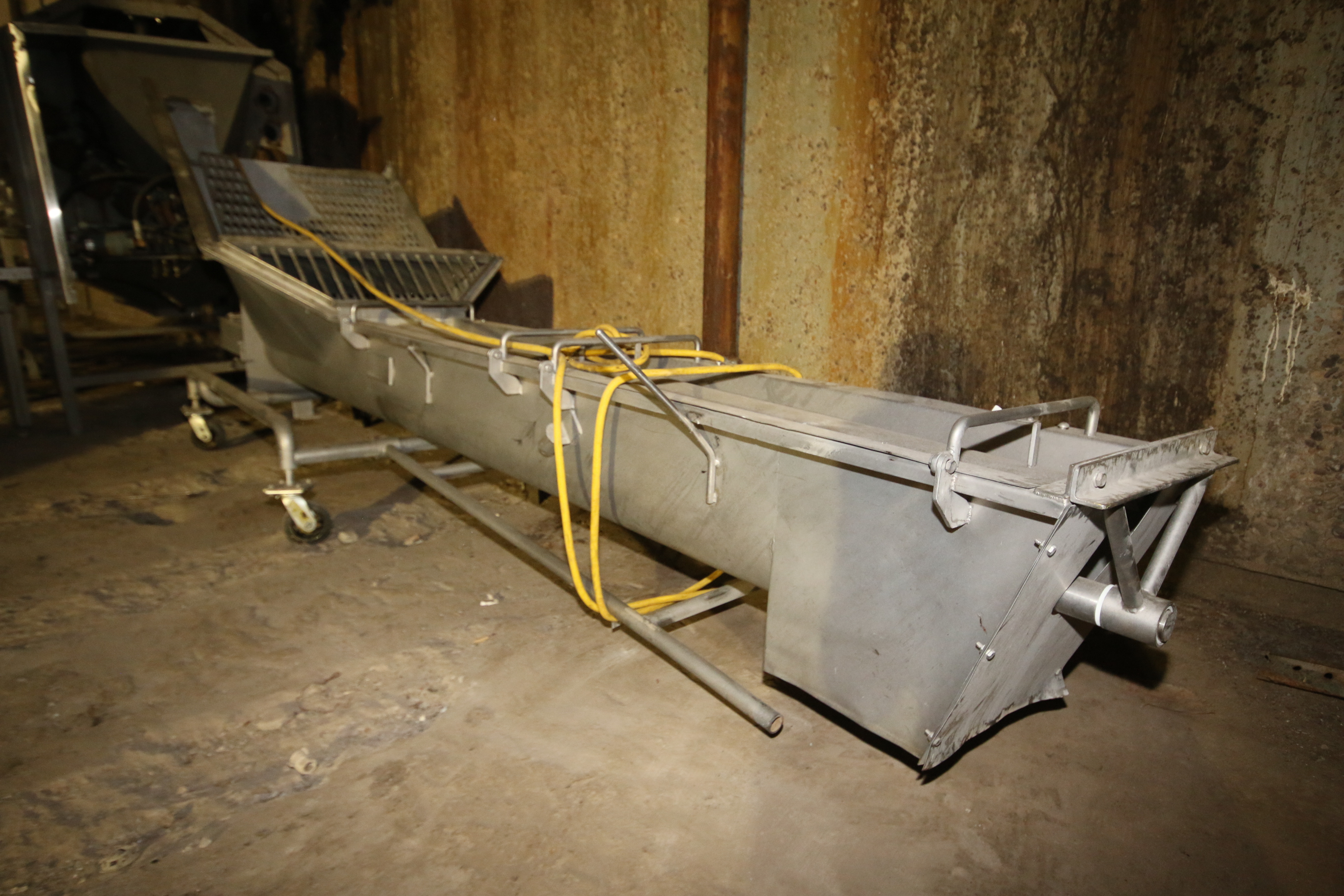 11 ft L S/S Inclined Portable S/S Auger Conveyor System, with 12" S/S