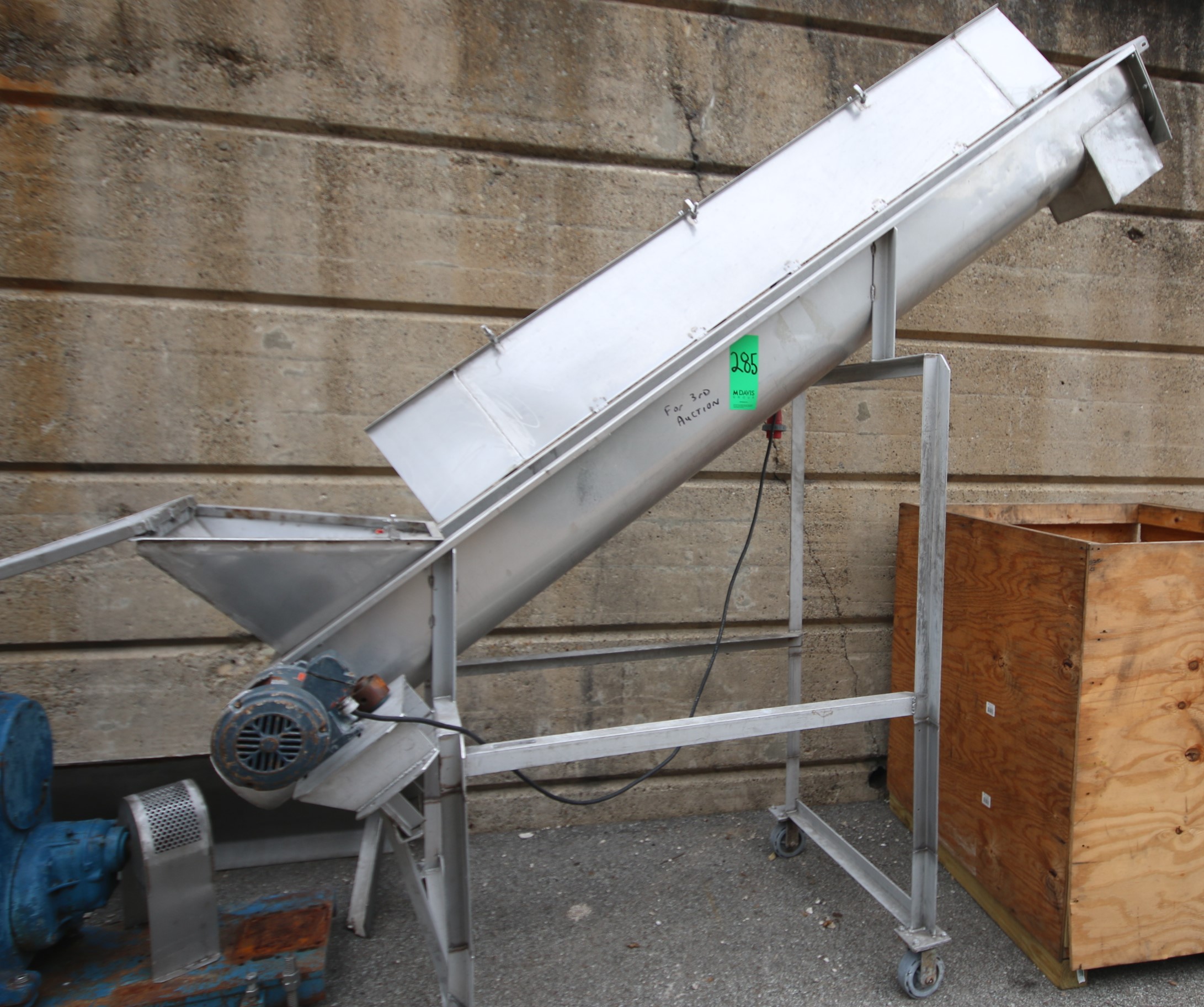 11 ft L x 116" H Portable Inclined S/S Auger Conveyor System, with 9" S