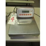 Rinstrum mod. X320 Digital Platform Scale 12"x12", 300lb. Cap.