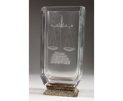 A GOOD, POSSIBLY  BACCARAT, GLASS VASE engraved with a scales of justice on a silver base. 8.5 ins high.