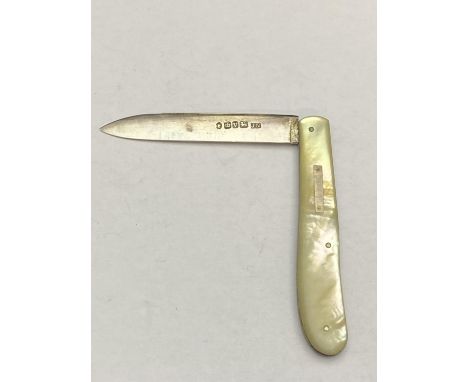 A hallmarked silver and M.O.P fruit knife