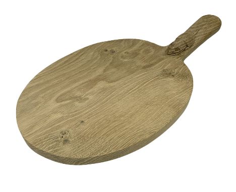 Mouseman light oak cheeseboard, carved mouse signature, by Robert Thompson of Kilburn, L40cmDimensions: Length/Width:&nbsp;40