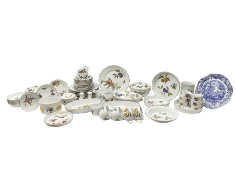 Royal Worcester&nbsp;'Evesham'&nbsp;pattern tea and dinnerwares, to include lidded tureens, pie dishes, dinner plates etc in 