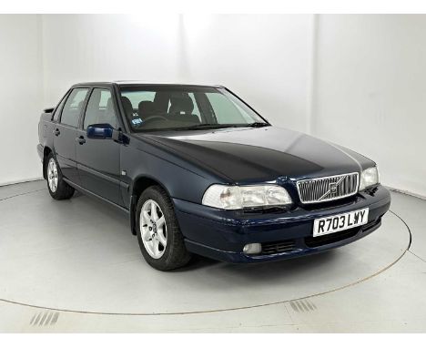 Registration: R703LWY VIN: YV1LS5102W1519693 Milage Showing: 41,000 Transmission: Manual MOT: 20/05/20251 Owner from newLow M