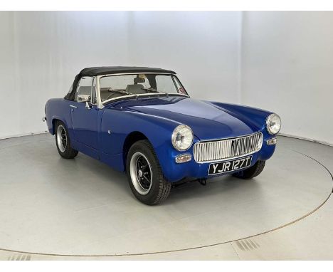 Registration: YTR127T  VIN: GAN6221448G  Mileage Showing:   Transmission: Manual  MOT: ExemptDebumperedUpgraded Mangoletsi ca