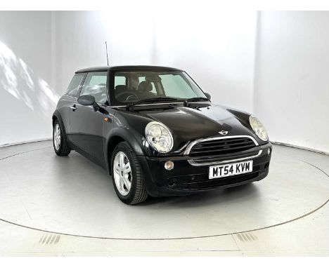 Registration: MT54KVM  VIN: WMWRA32000TK04991  Mileage Showing: 127,000  Transmission: Manual  MOT: 19/10/2024First registere