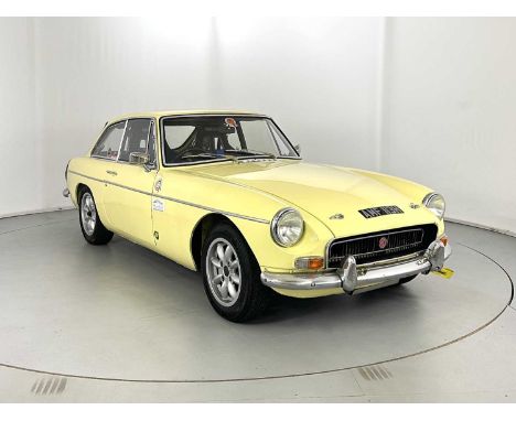 Registration: AMF113H  VIN: GHD4180590G  Mileage Showing: 84,000  Transmission: Manual  MOT: ExemptFirst registered October 1