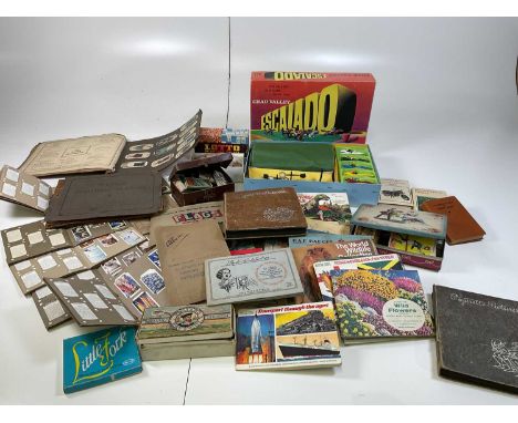 Collectors' items to include vintage Escalado by Chad Valley, Lotto game, cigarette and collectors' cards and albums includin