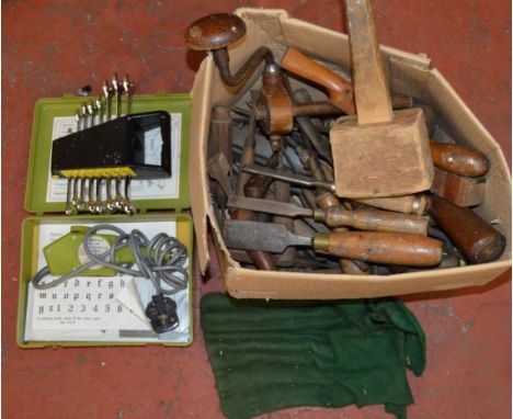 Qty. of vintage tools including chisels, saws etc