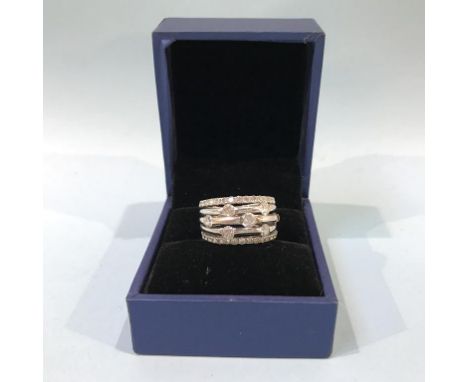A 14kt white gold and diamond ring, weight 7.6g, size 'J/K'