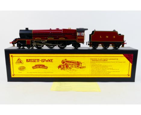 Bassett-Lowke - A limited edition boxed O gauge Princess Class 4-6-2 locomotive and tender number 6201 named Princess Elizabe