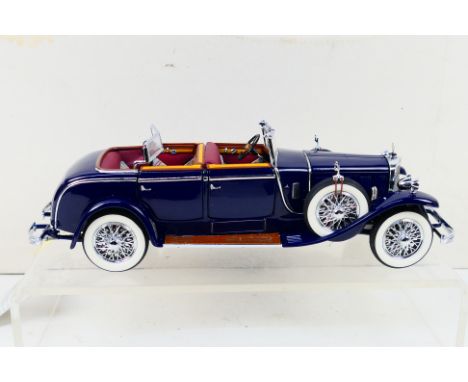 Franklin Mint - Precision Models. A boxed 1926 Mercedes Benz Model K, appearing in Excellent condition. (This does not consti