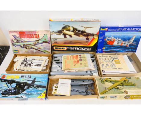 Airfix - Matchbox - Revell - Five boxed vintage 1:72 scale plastic military aircraft model kits. Lot includes Matchbox PK551 