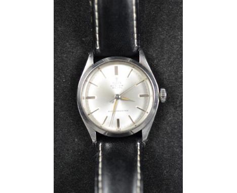 A gentleman's Tudor Oyster Royal shock resisting stainless steel wristwatch, silvered dial with baton numerals, reverse of ca