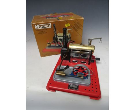 A BOXED MAMOD STEAM ENGINE SP4, to include burner 