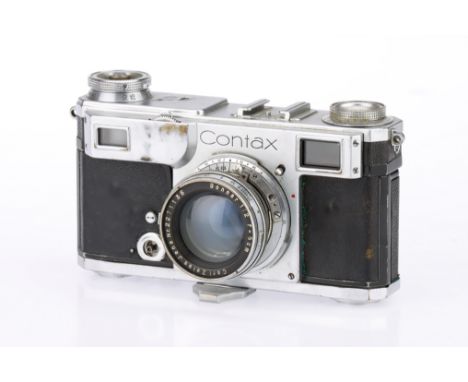 A Zeiss Ikon Contax II 35mm Rangefinder Camera 1936-42, serial no.G7538, camera back serials match, shutter working, RF patch