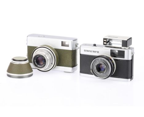 An Olympus Trip 35 35mm Viewfinder Camera, chrome, body G, shutter working, missing VF shroud, optics G-VG, aperture value re