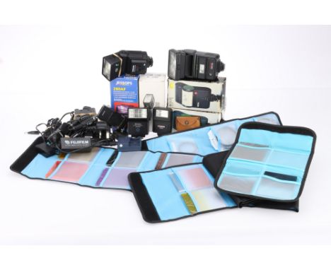Electronic Flash and Other Accessories including electronic flash from Wotan (2 boxed), Jessop (boxed), Miranda (2), Vivitar,