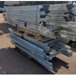 24x Silver uprights - Full details in description
