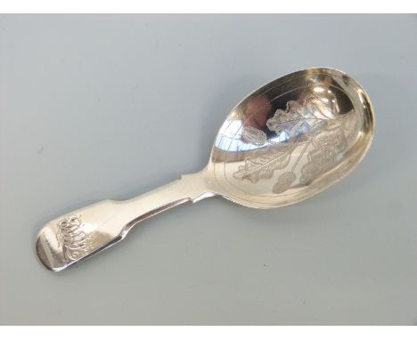 A Georgian hallmarked silver and fiddle pattern caddy spoon, London 1827 maker James Beebe, length 9cm