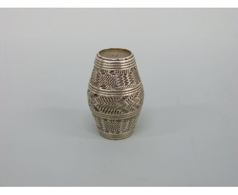 An early 18thC white metal four part vinaigrette and spice or snuff box of barrel form, with geometric hammered decoration, 3