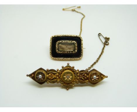 A Georgian mourning brooch set with plaited hair to the centre surrounded by black enamel and gold border verso 'Sam Huckvale