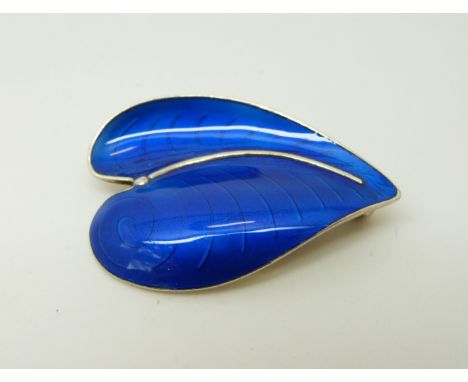 A Norwegian silver brooch set with blue enamel in the form of a leaf, 4.5 x 3cm 