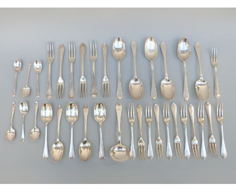 A Victorian six place setting hallmarked silver canteen of dog nose rat tail pattern cutlery comprising six tablespoons, five