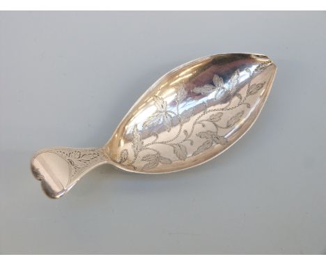 A George III hallmarked silver tea caddy spoon, Birmingham 1808 maker William Pugh, length 8cm