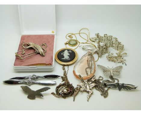 Two RAF brooches, silver gate bracelet, silver brooches, 9ct gold chain, silver necklaces, Wedgwood jewellery etc 