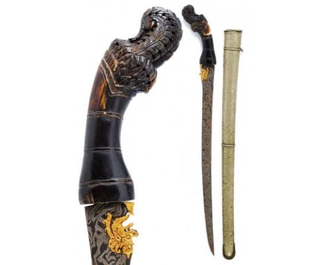 dating: 20th Century provenance: Sumatra, Curved, single-and false-edged blade, in fine pamor, base chiselled with a gilded d