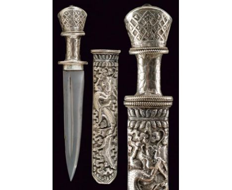 dating: Late 19th Century provenance: Bhutan, Short and strong, single-edged blade, with groove near the back. Grip completel