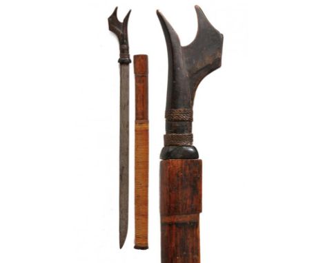 dating: Second half of the 19th Century provenance: Sulawesi, Straight, single-edged blade in fine pamor. Horn, embossed grip