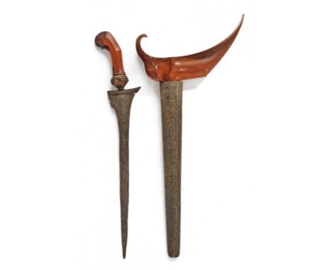dating: First half of the 20th Century provenance: Giava, Fine, smooth double-edged blade, in pamor, with chiselled base. Woo