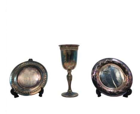 3 different silverware made by 'Hazorfim', made of 925 sterling silver, signed. Total weight: 217.34 gr. The lot includes: A 