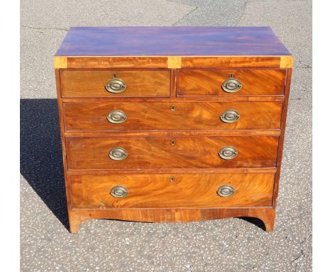 Regency mahogany chest with 2 short, 3 graduated long drawers, on bracket feet, 81.5 x 98 x 47.5cm