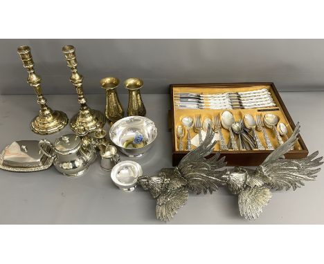 Canteen of Community Ware silver plate cutlery, pair of silver plate fighting cockerels, pair of silver plate candlesticks et