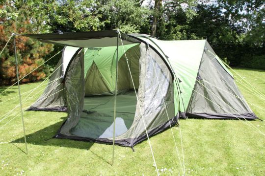 Urban Escape Kurai 6 Man Tent 3 Bedrooms As New Usual