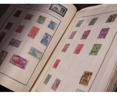 Meteor albums housing a World stamp collection. Good GB noted plus British Commonwealth. Nice lot (7)