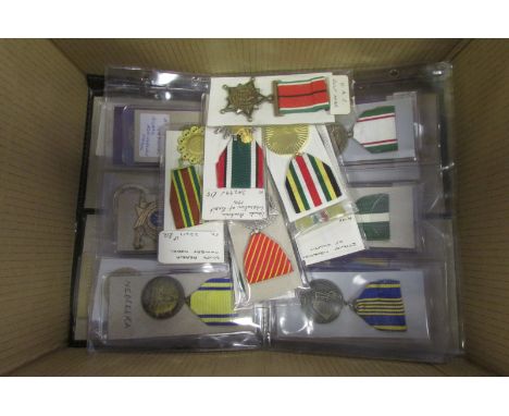 United States medals - large collection of full sized Army and Airforce medals. Good range, worth viewing. Mostly modern exam