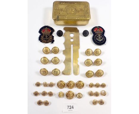 A WWI chocolate box, various military buttons, brass button cleaner etc. 