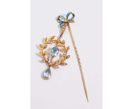 A 9 carat gold Edwardian pendant set aquamarines and seed pearls on enamel bow stick pin, 4.2g 