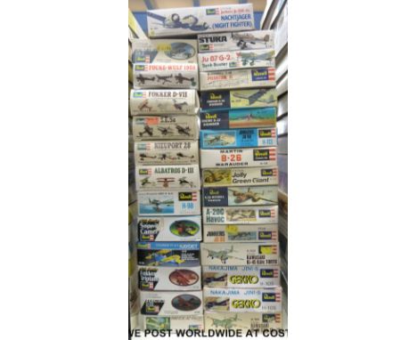 Twenty-eight Revell 1:72 scale model aircraft kits, all in original boxes