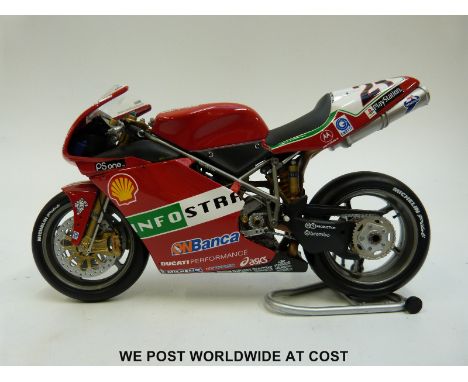 Minichamps 1:12 scale diecast model Ducati 996 R superbike 2001, in original box. 